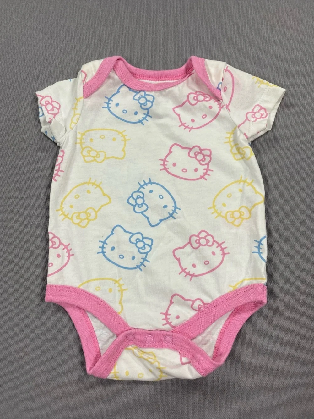 Hello Kitty Pink, White & Yellow Short-Sleeve Baby One-Piece Bodysuit Set